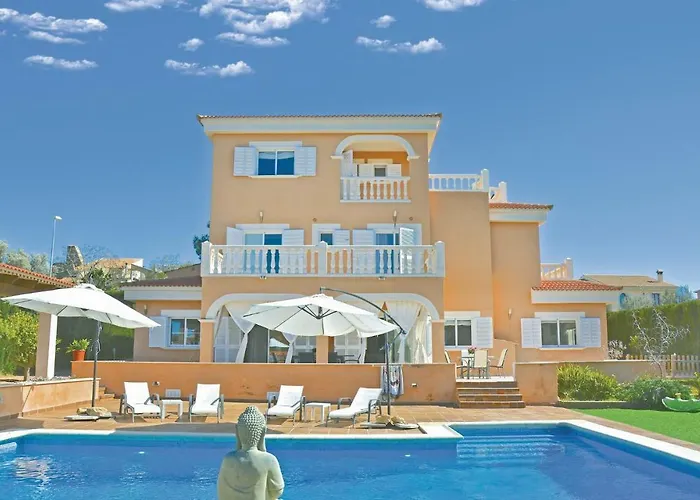 Beautiful Home In Lluchmajor With Kitchen