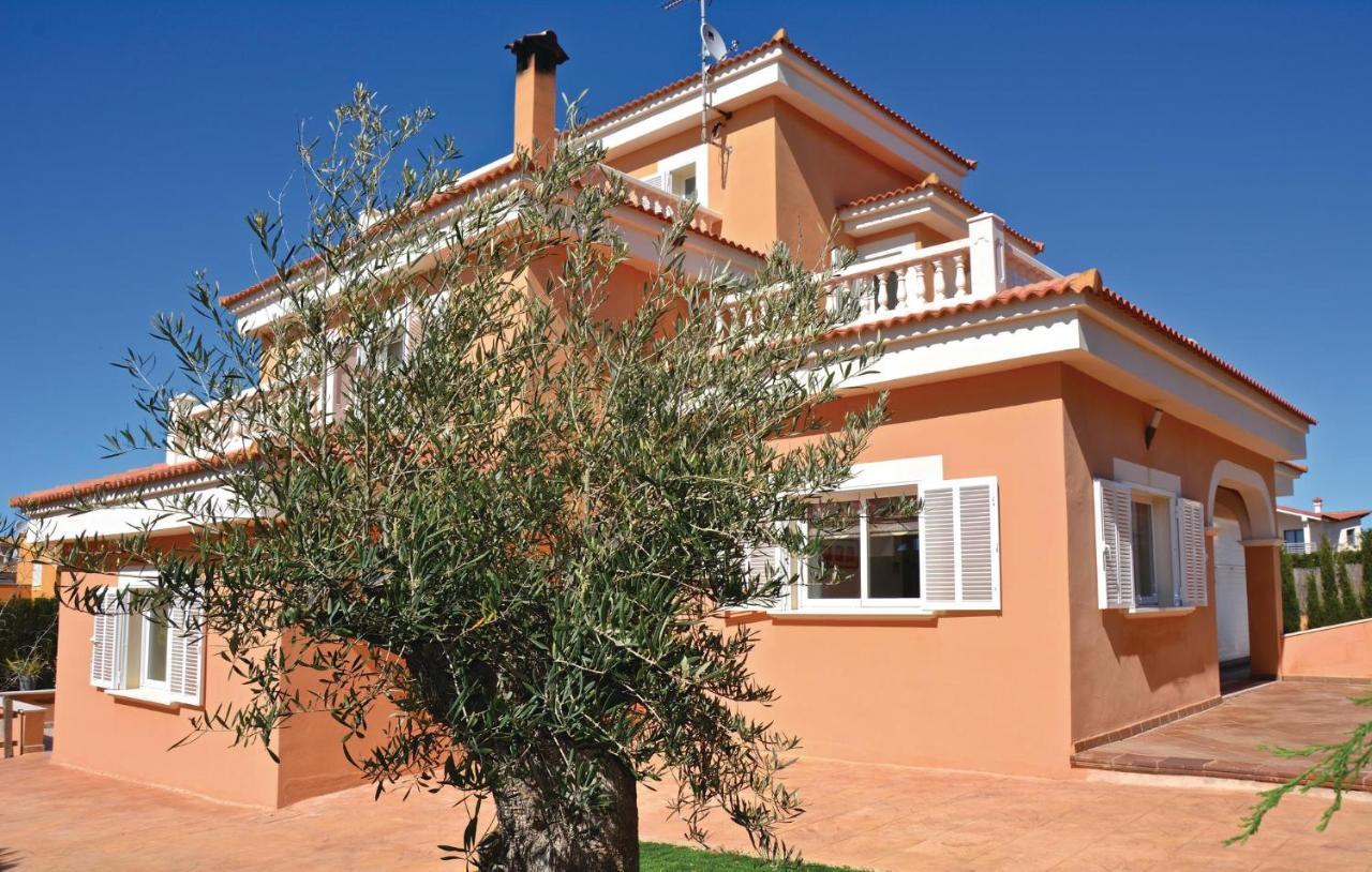 Vakantiehuis Beautiful In Lluchmajor With Kitchen Sa Torre