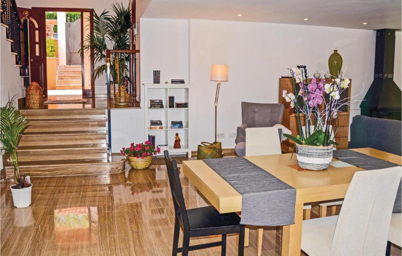 Beautiful In Lluchmajor With Kitchen Holiday home