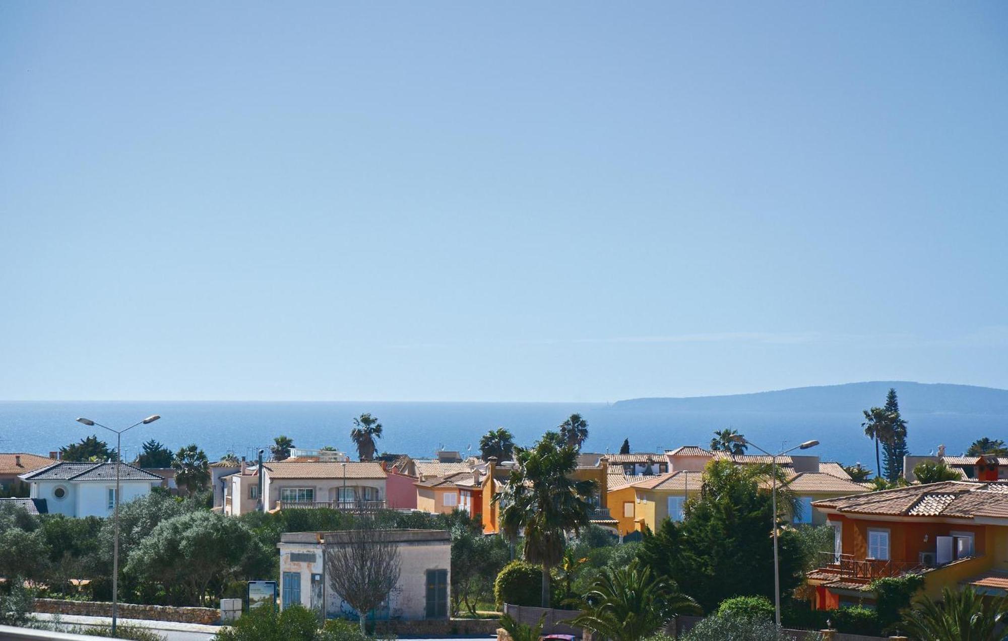 Beautiful In Lluchmajor With Kitchen Holiday home *